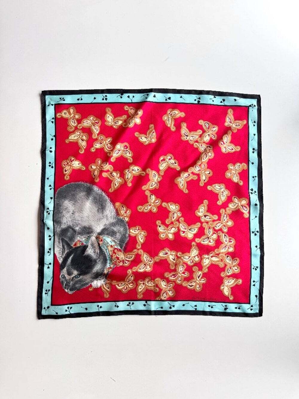 THE METROPOLITAN MUSEUM OF ART Cat Butterfly Silk Twill 21" x 21" Square Scarf